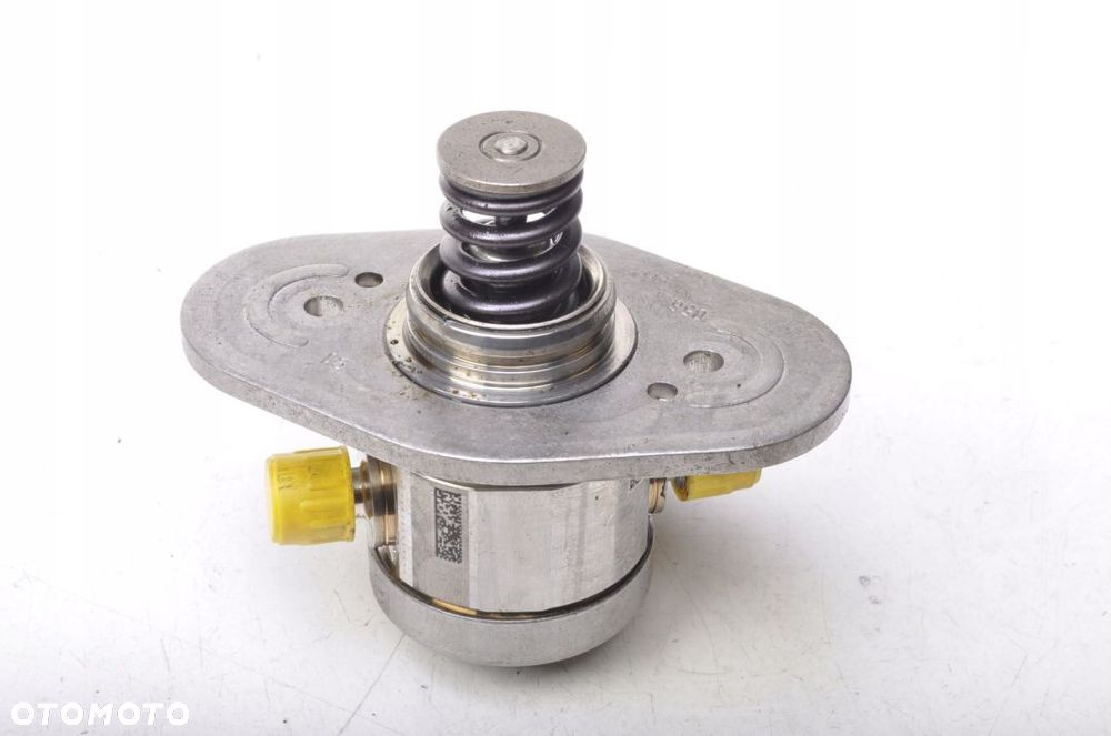 BMW F44 M235i 2.0 POMPA PALIWA 0261520521 21R 9tys - 1