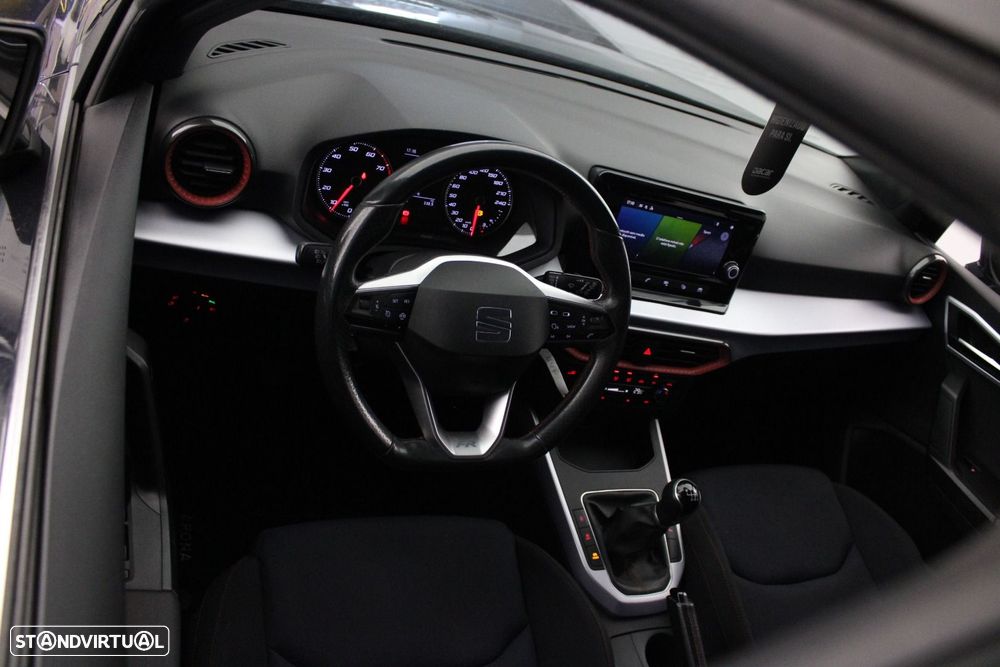 SEAT Arona 1.0 TSI FR - 33
