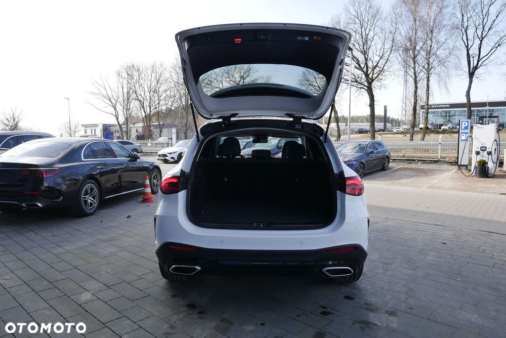 Mercedes-Benz GLC - 8