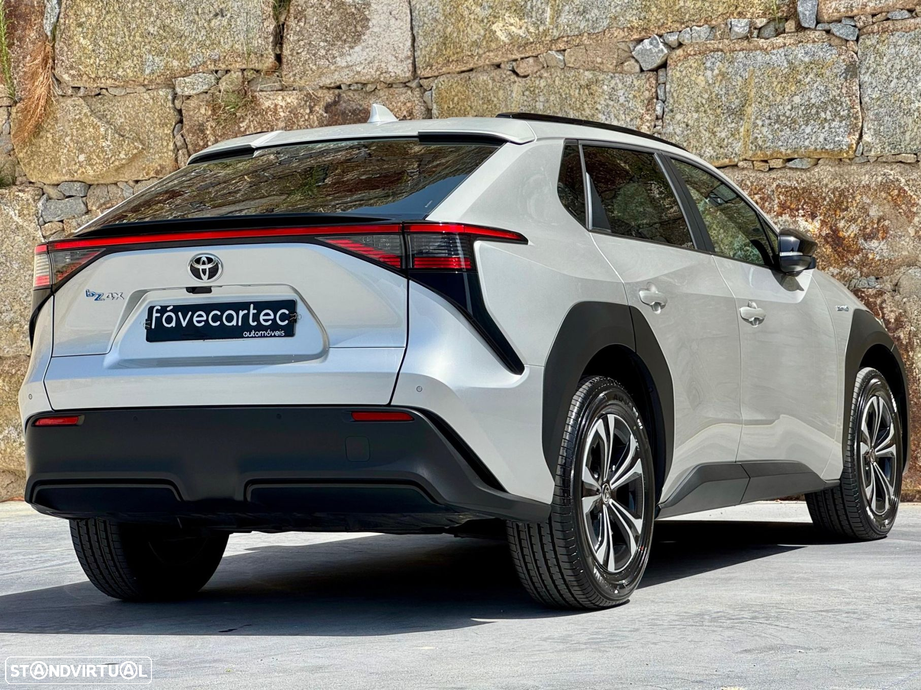 Toyota bZ4X 71,4 kWh Exclusive - 25