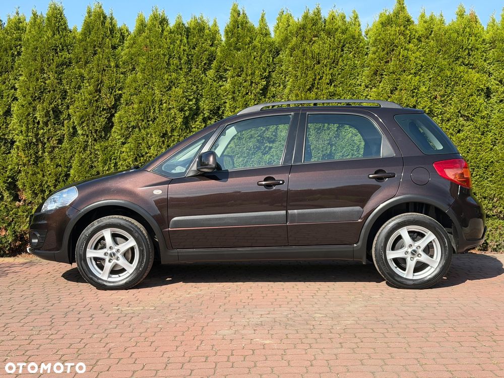 Suzuki SX4 1.6 VVT 4x4 Style - 8