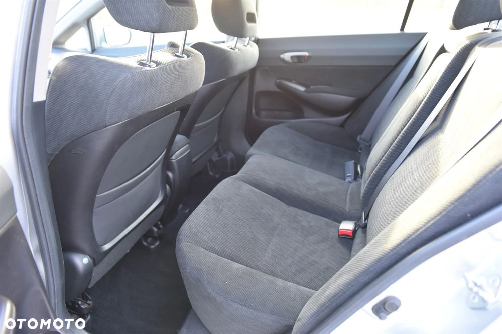 Honda Civic Hybrid 1.3i-DSI i-VTEC IMA CVT - 14