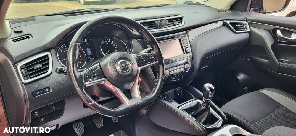 Nissan Qashqai - 12