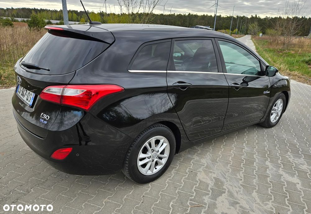 Hyundai i30 1.6 CRDi BlueDrive Premium - 5