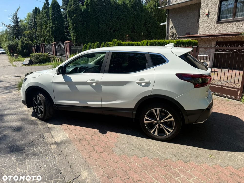 Nissan Qashqai 1.2 DIG-T N-Connecta EU6 - 6