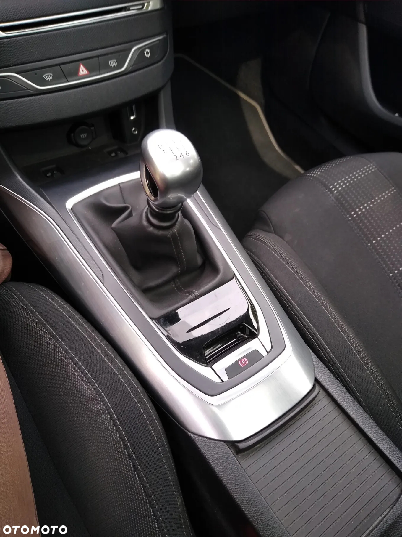 Peugeot 308 SW BlueHDi 150 Stop & Start Business-Line - 24