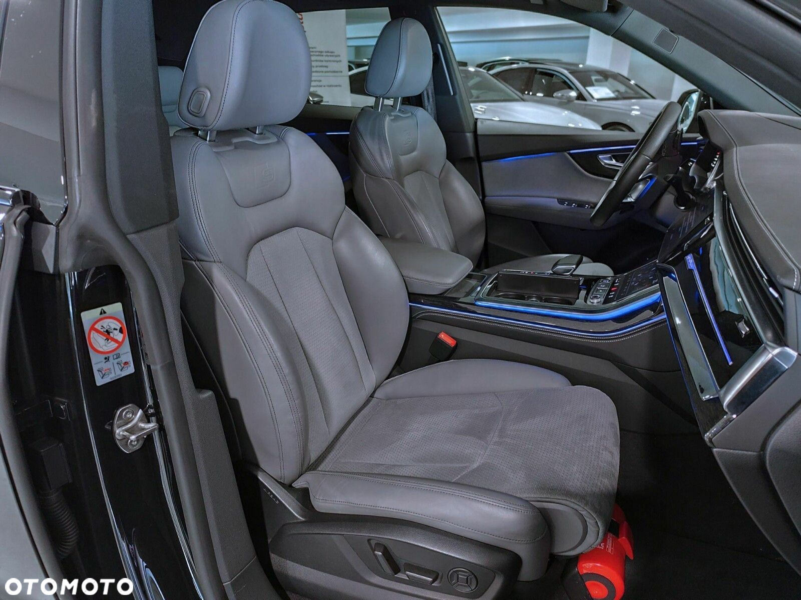 Audi Q8 - 25