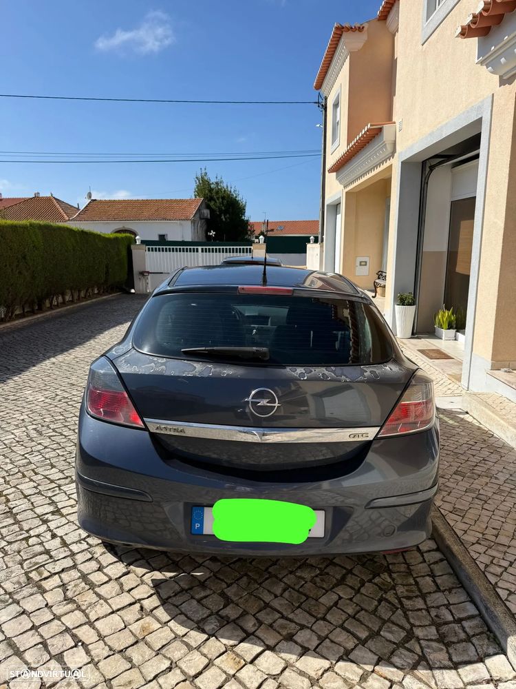 Opel Astra GTC 1.3 CDTi - 3