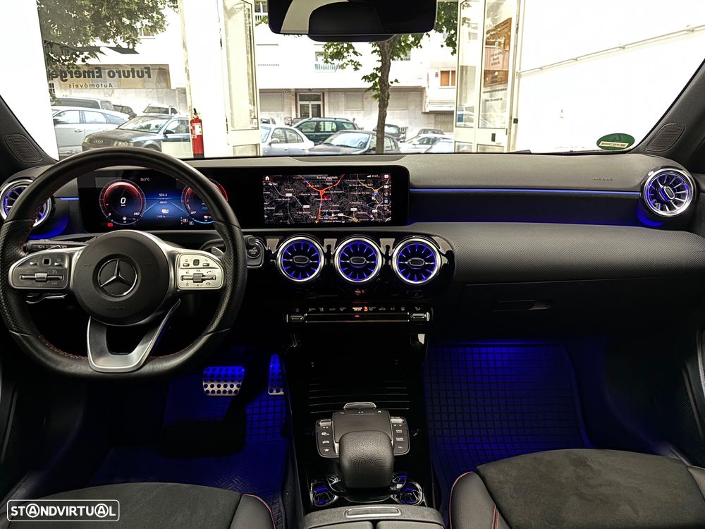 Mercedes-Benz A 250 e AMG Line - 10