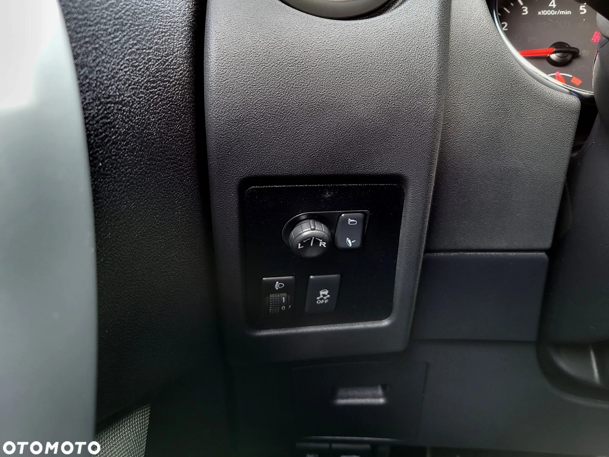 Nissan Qashqai - 32