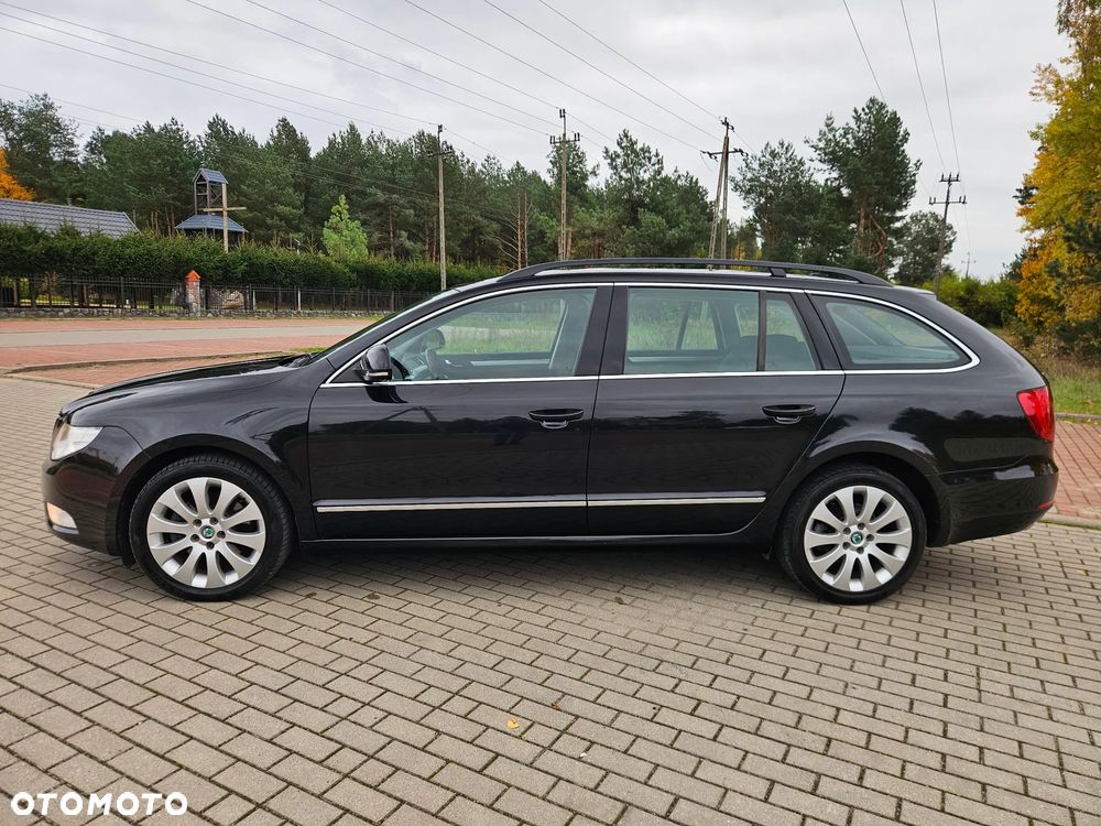 Skoda Superb 2.0 TDI DSG Exclusive - 4