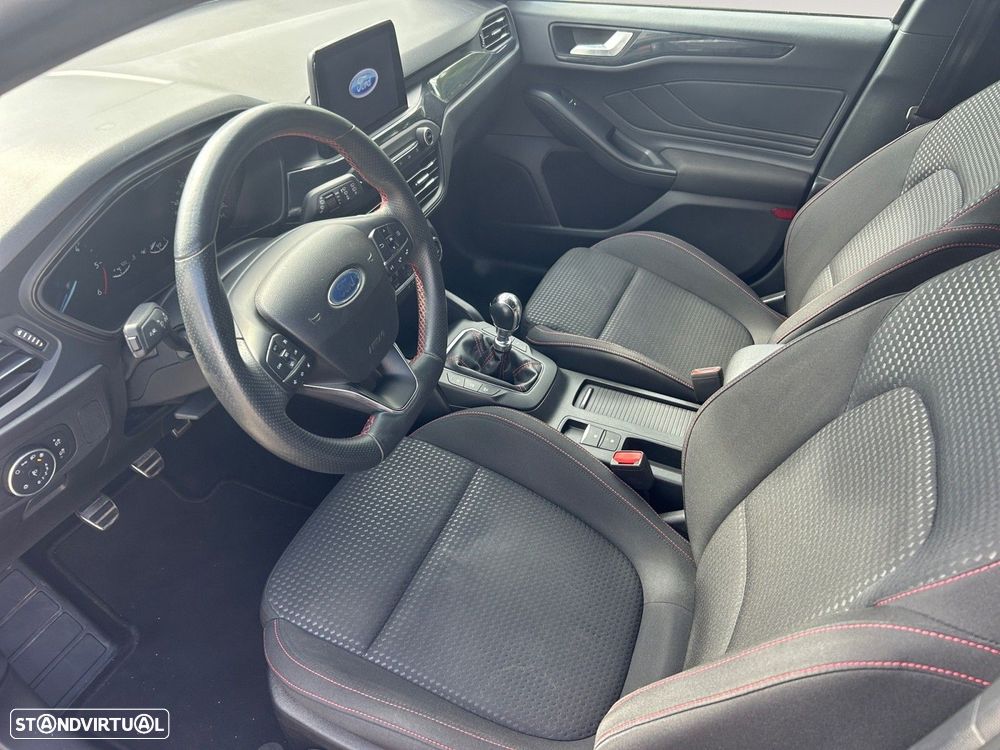 Ford Focus 1.5 TDCi ST-Line - 9