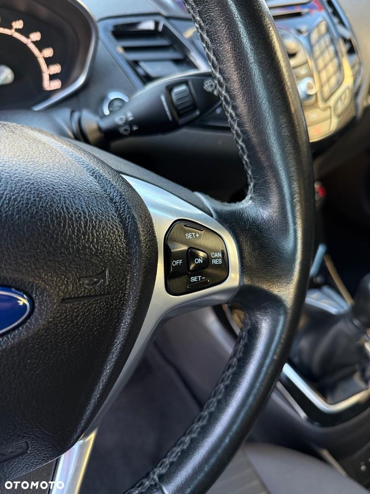 Ford Fiesta 1.6 TDCi Titanium - 31