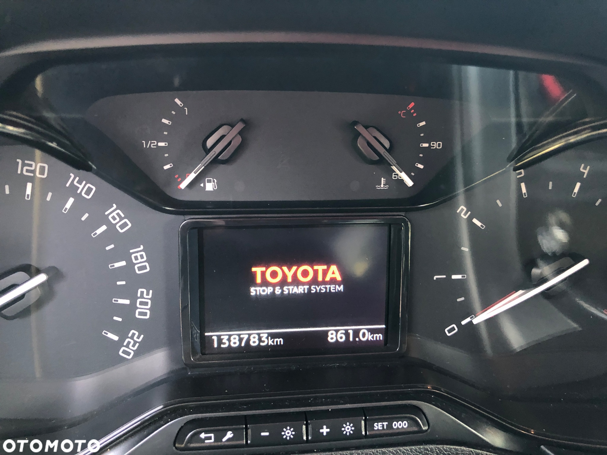 Toyota Proace City Verso 1.5 D-4D Business - 11