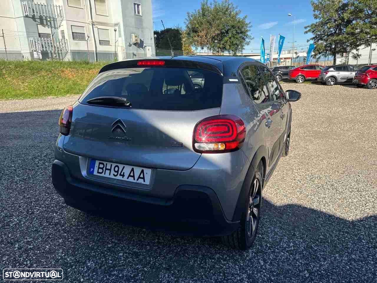 Citroën C3 1.2 PureTech Max - 4