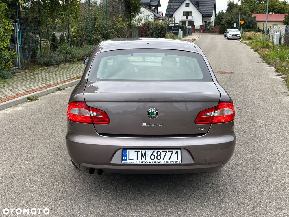 Skoda Superb - 21