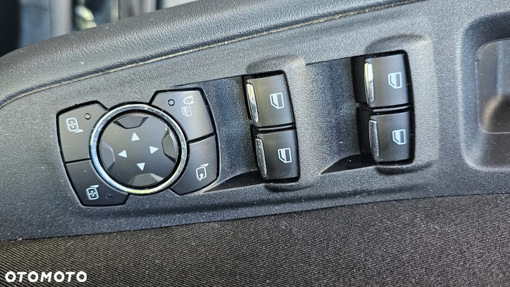 Ford S-Max - 15