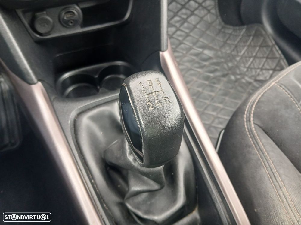 Peugeot 2008 PureTech 82 Style - 12
