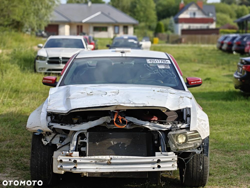 Ford Mustang 3.7 V6 Premium - 4