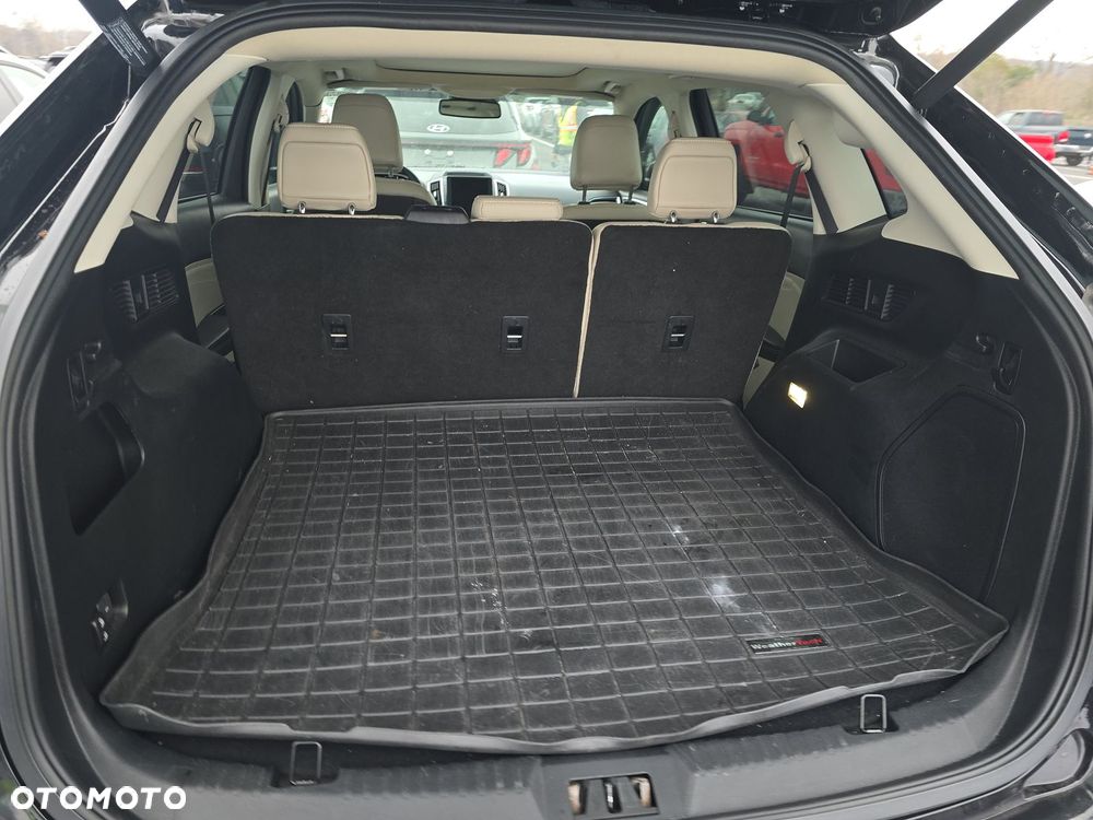 Ford Edge - 17