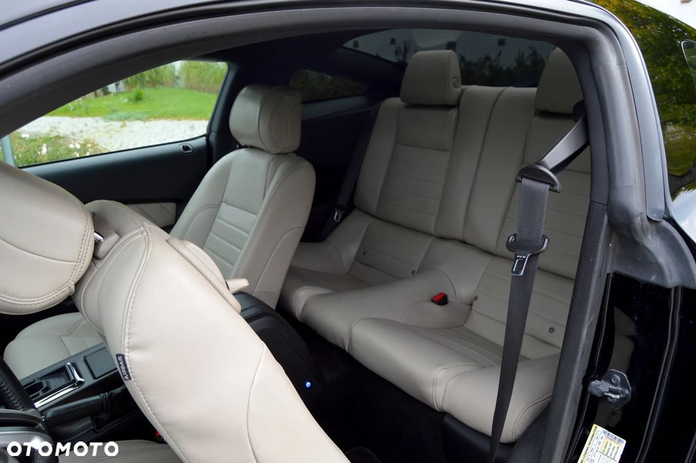 Ford Mustang 3.7 V6 Premium - 24