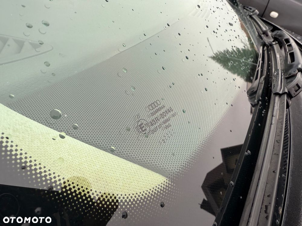 Audi A8 4.2 Quattro - 32