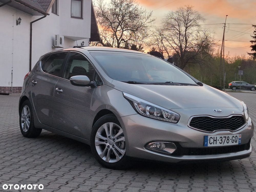 Kia Ceed 1.6 GDI Business Line - 18