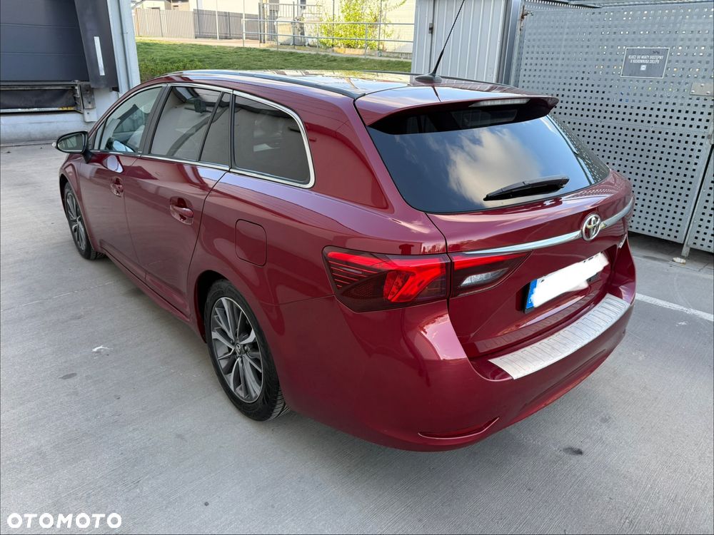 Toyota Avensis Touring Sports 1.8 Edition S+ - 4