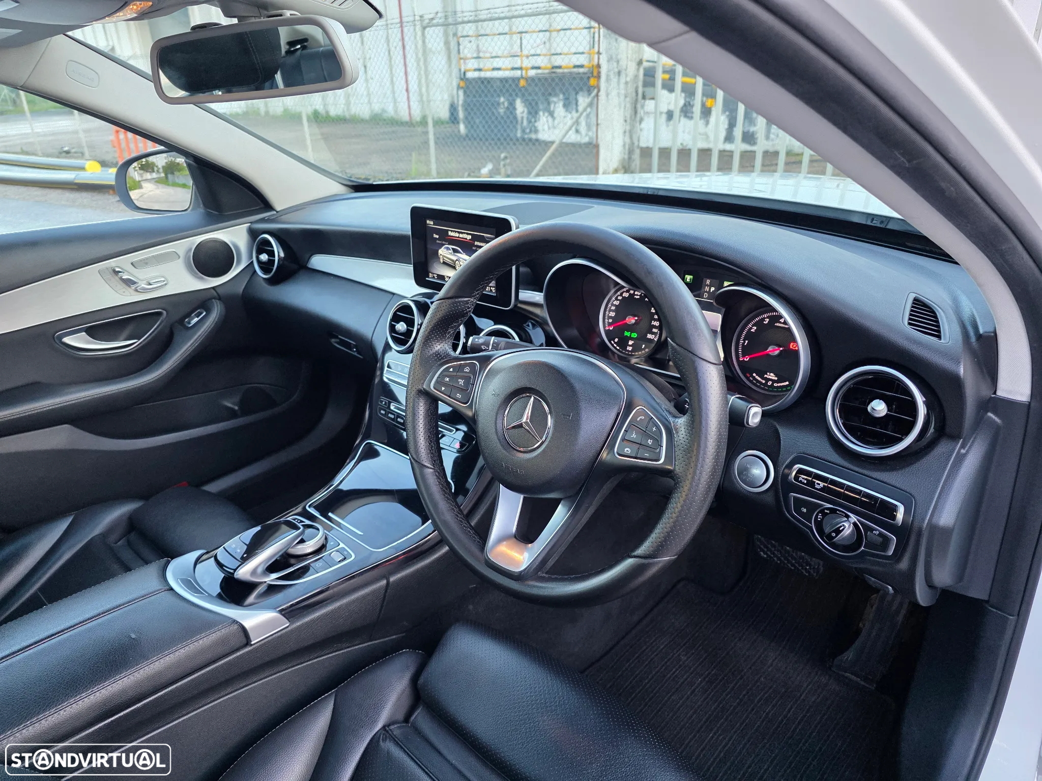 Mercedes-Benz C 350 e - 8
