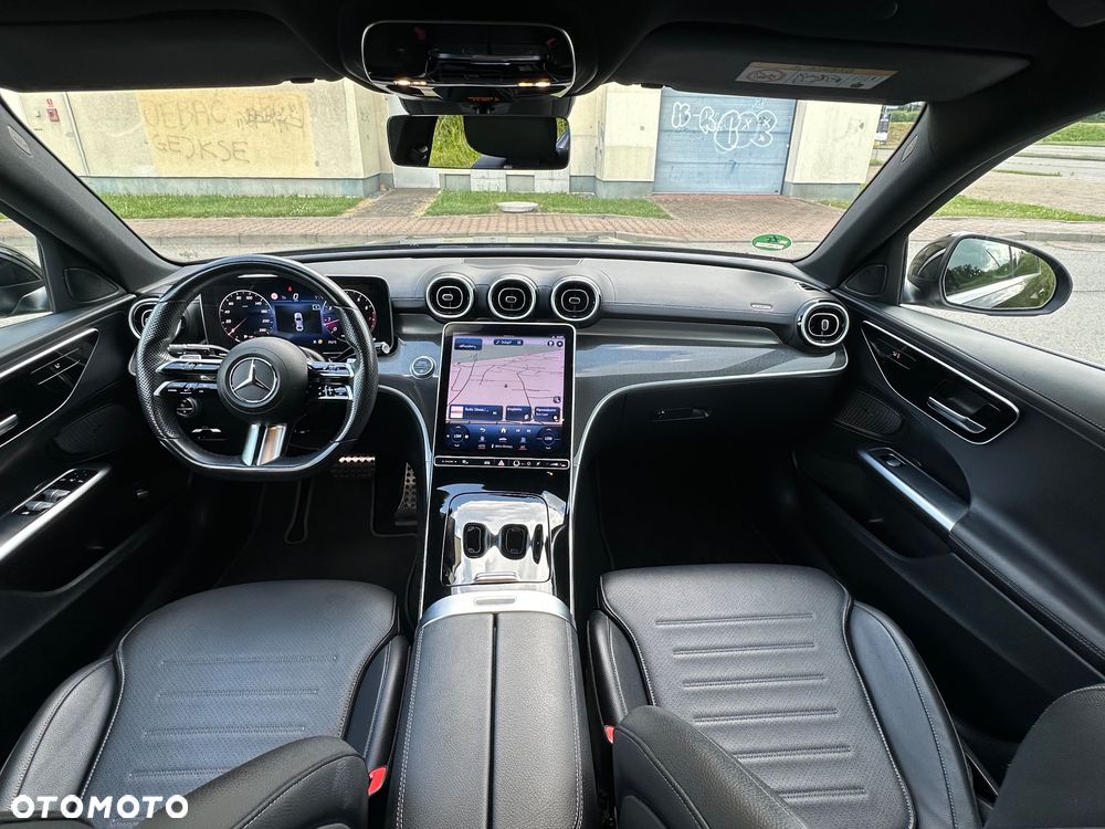 Mercedes-Benz Klasa C 180 9G-TRONIC AMG Line - 24