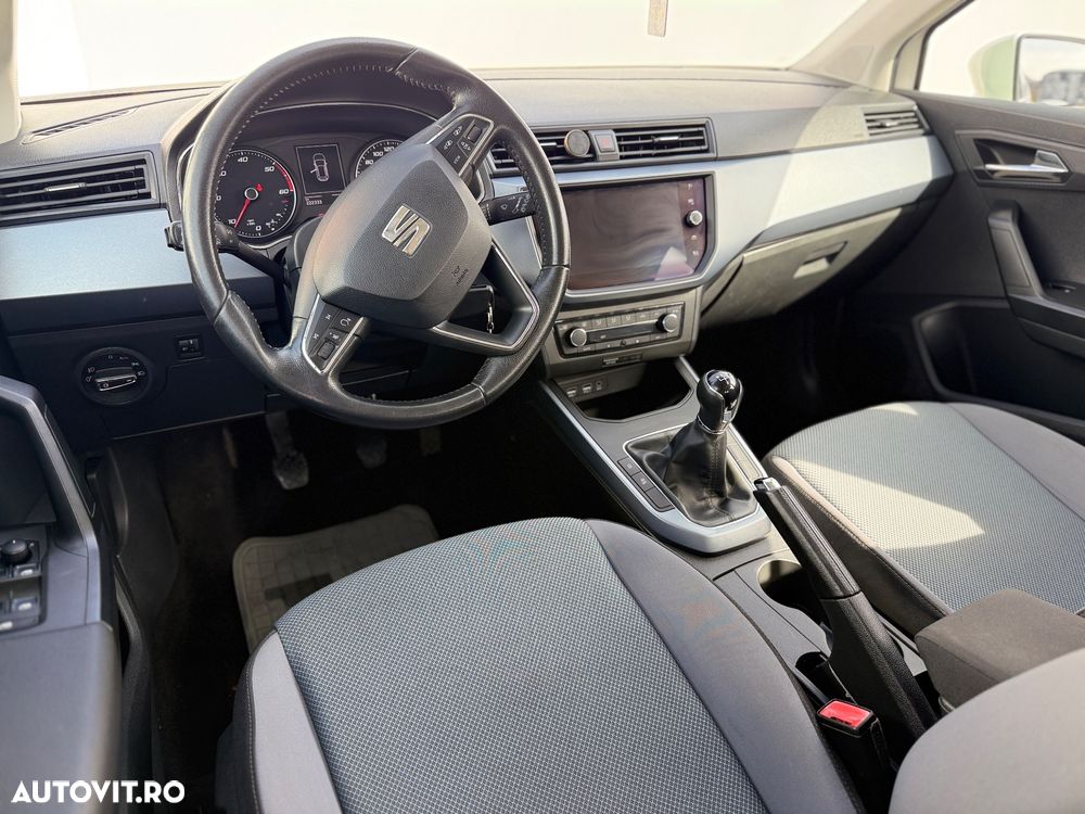 Seat Arona 2018 photo 4