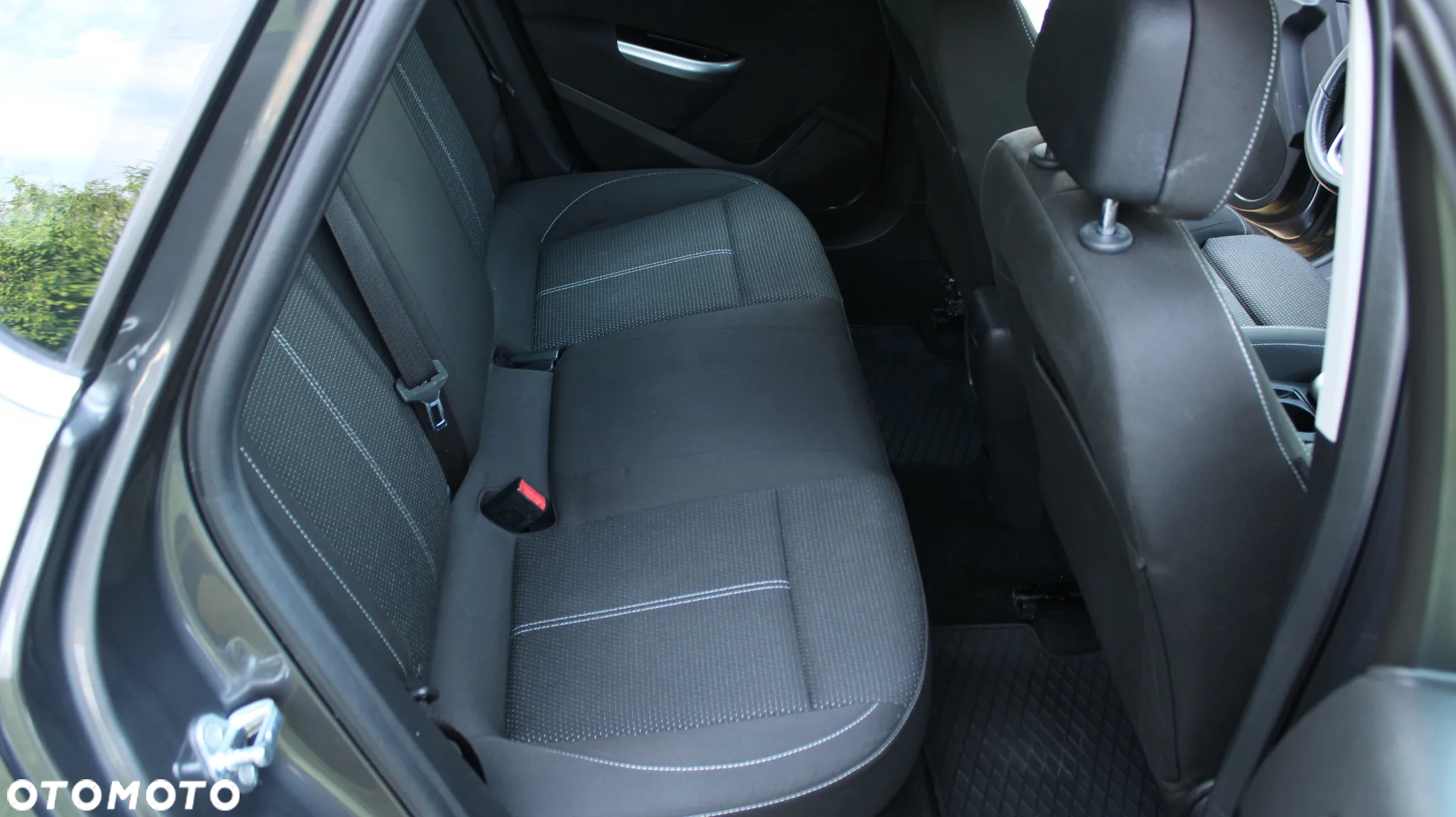 Opel Astra 1.6 Cosmo - 32