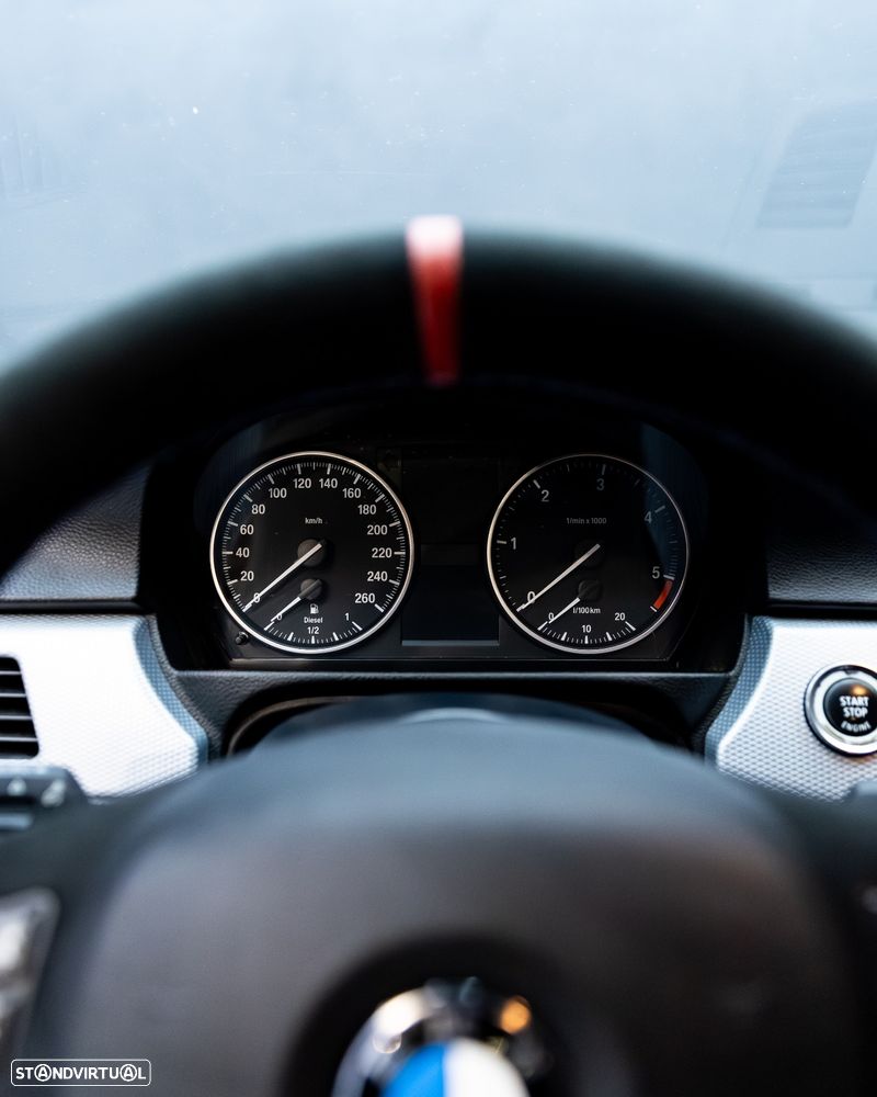 BMW 320 d Coupe Auto - 31