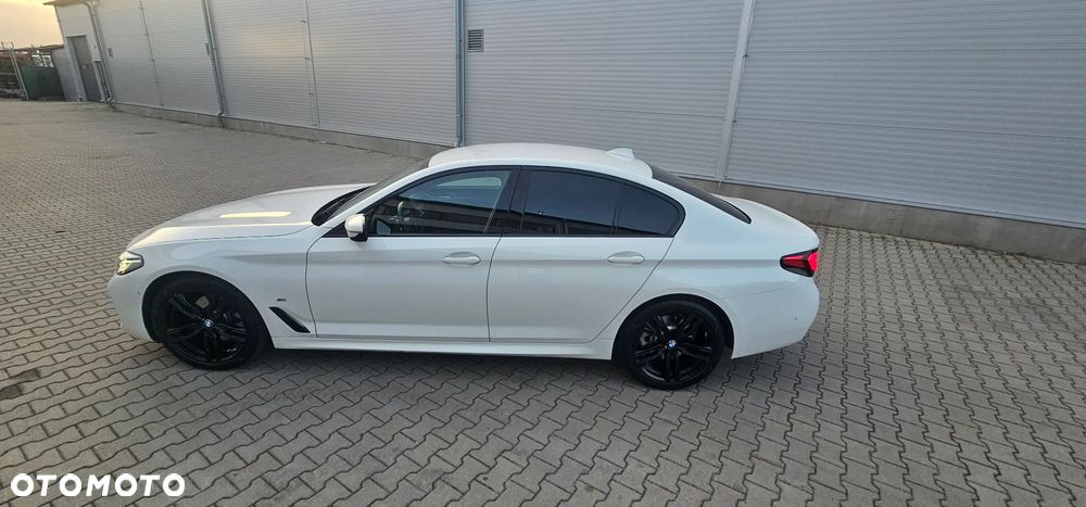 BMW Seria 5 520d xDrive Sport Line sport - 13