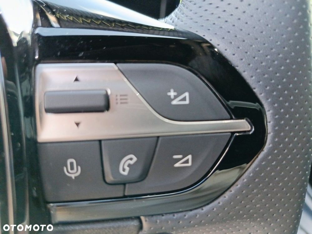 Peugeot 308 - 16