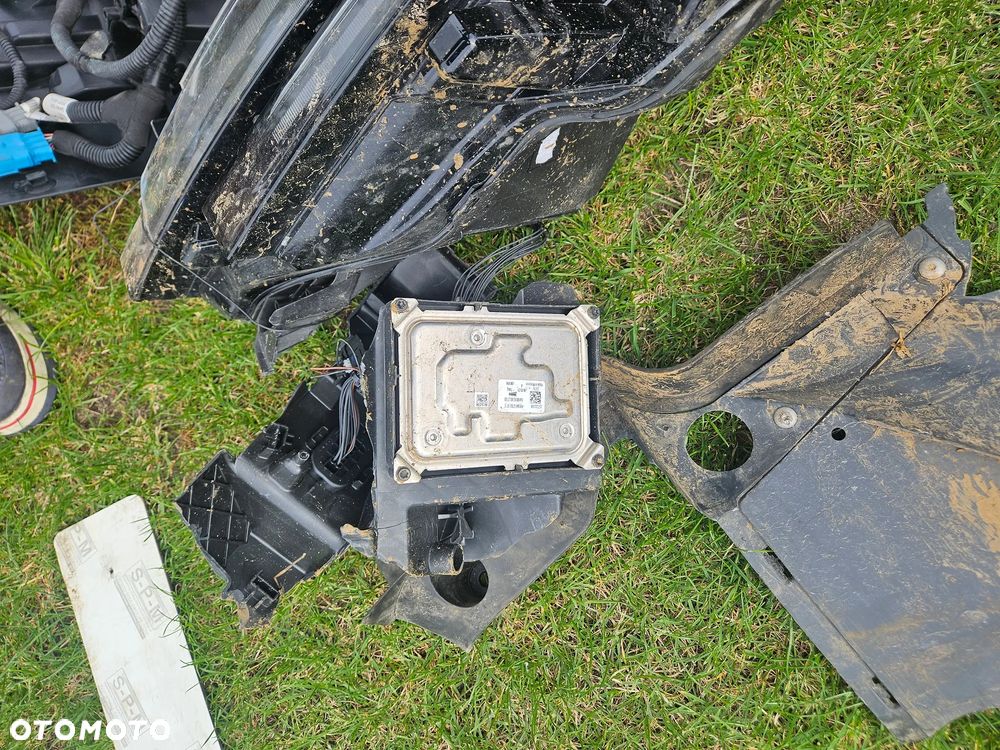 Citroën C4 Hybrid 136 ë-DSC6 PLUS - 38