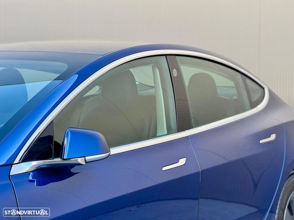 Tesla Model 3 Long-Range Dual Motor AWD - 35