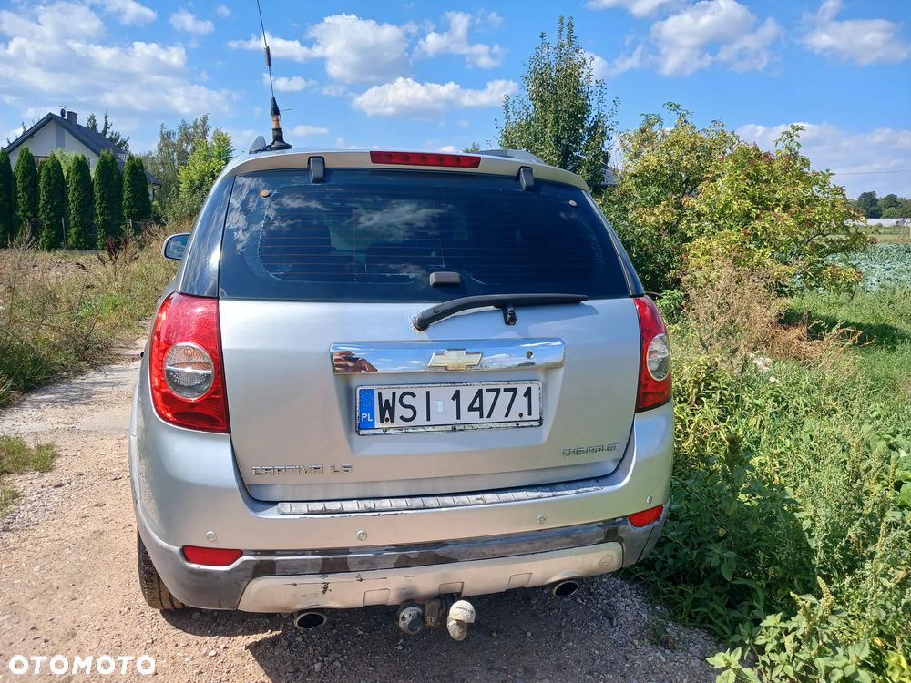 Chevrolet Captiva 2.4 LS - 5