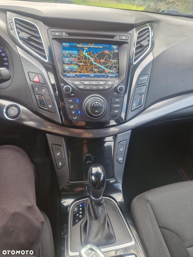 Hyundai i40 Kombi 1.7 CRDi DCT Premium - 20