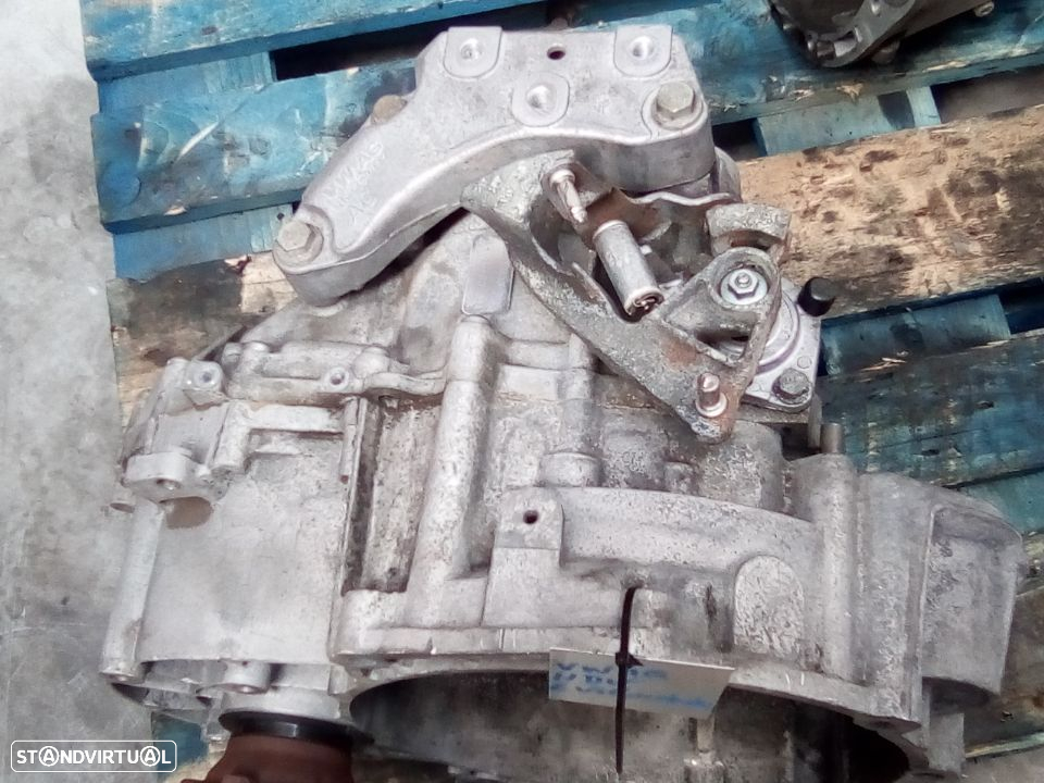 Caixa Velocidades HDV - 3
