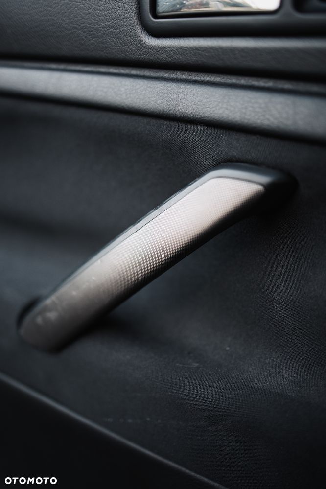 Volkswagen Passat 1.6 Exclusive - 18