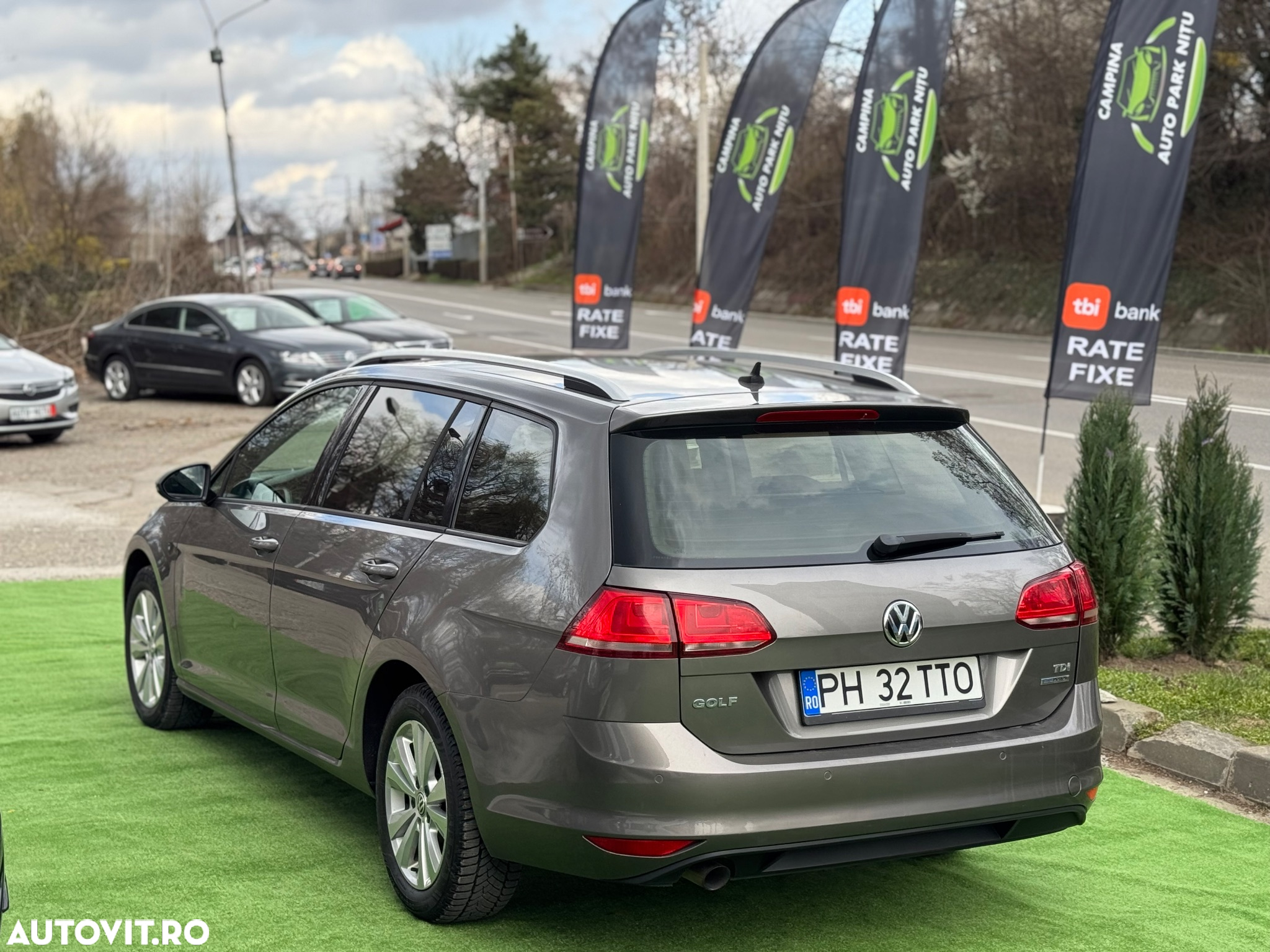 Volkswagen Golf - 4