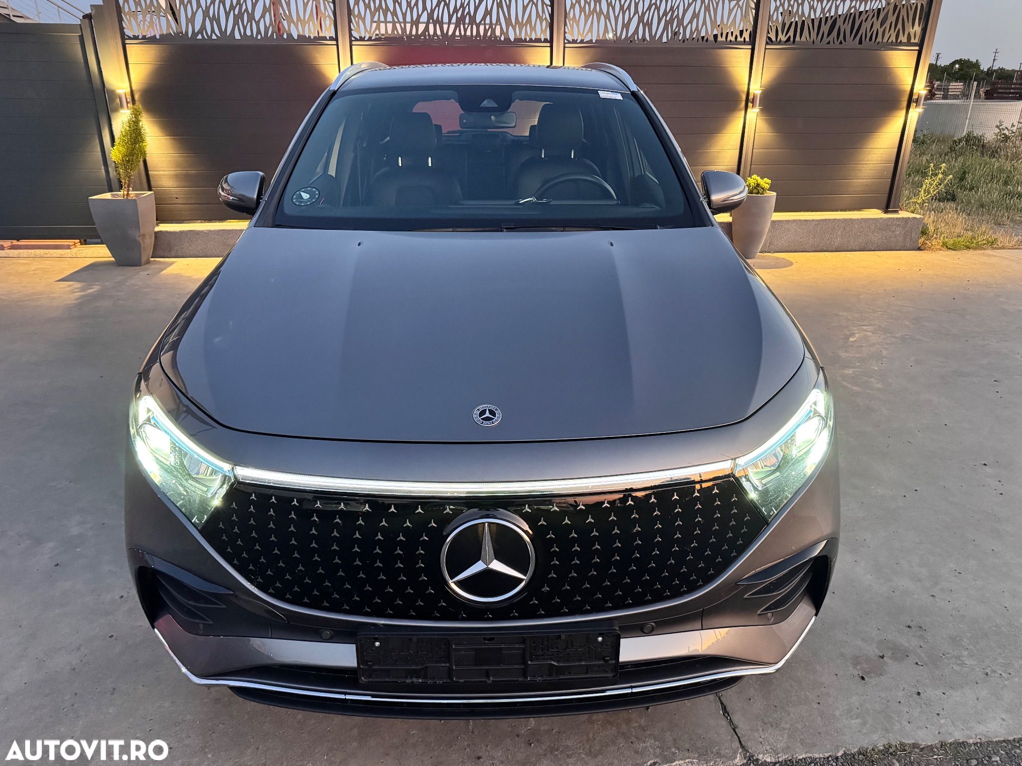 Mercedes-Benz EQA 250 AMG Line - 1