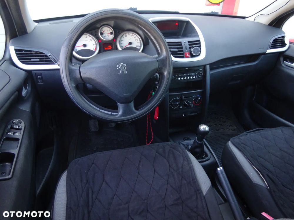 Peugeot 207 - 5