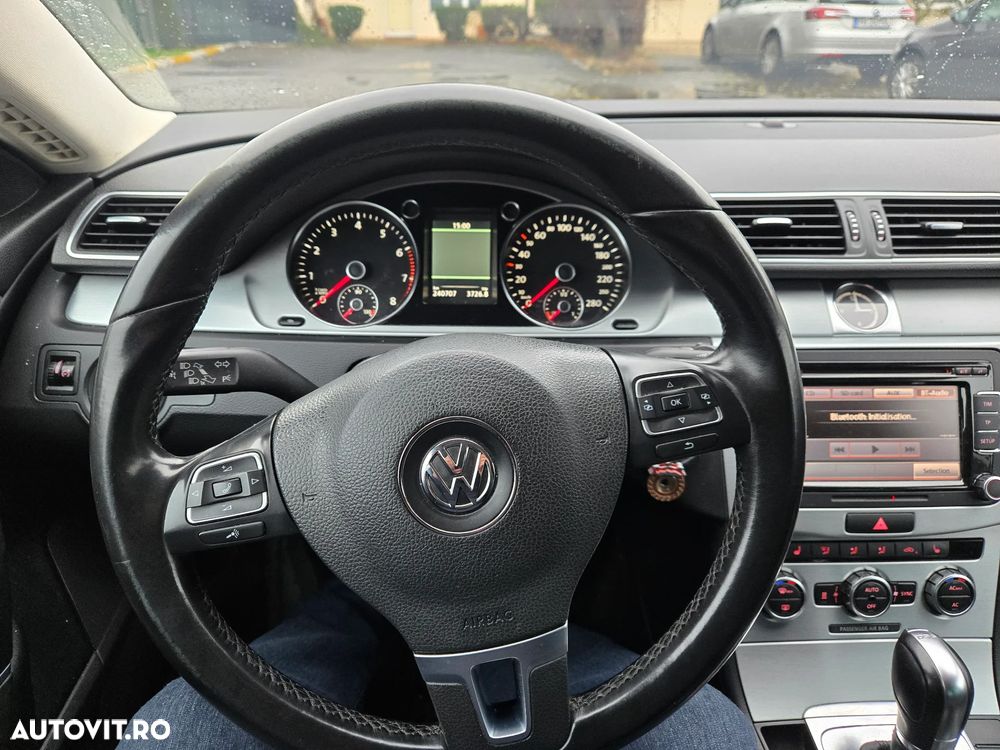 Volkswagen Passat CC - 15
