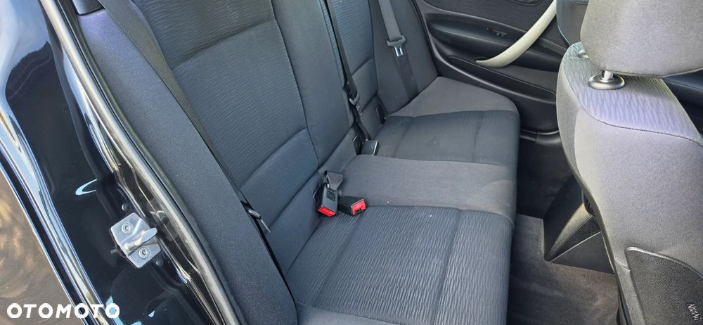 BMW Seria 1 118i Edition Sport - 24