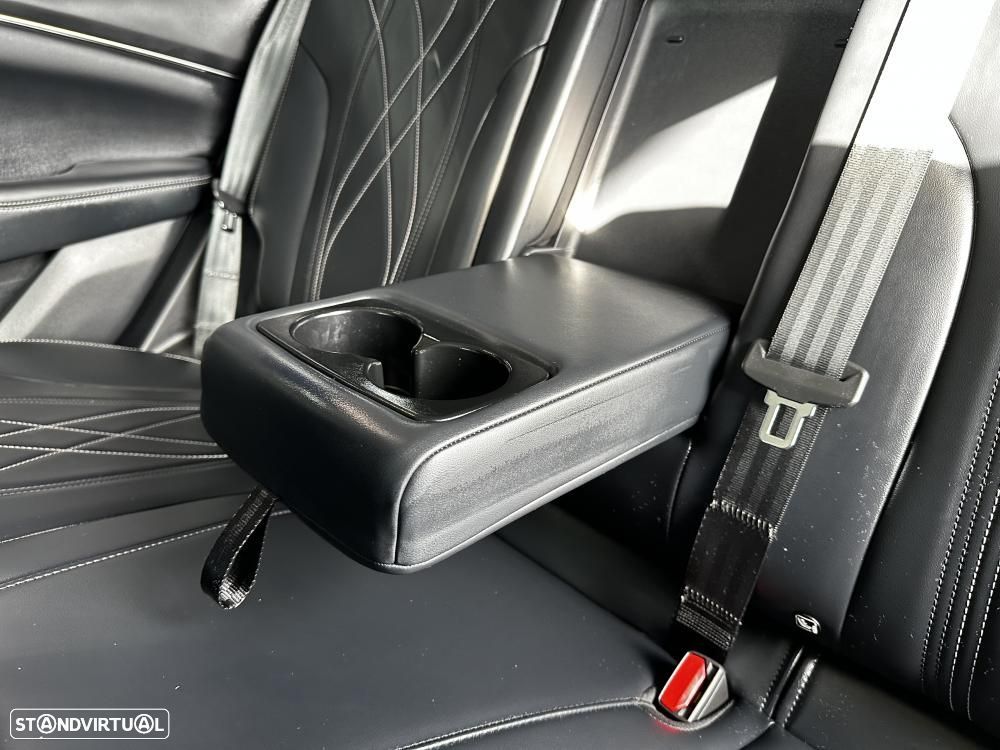 Ford Mustang Mach-E Standard - 48