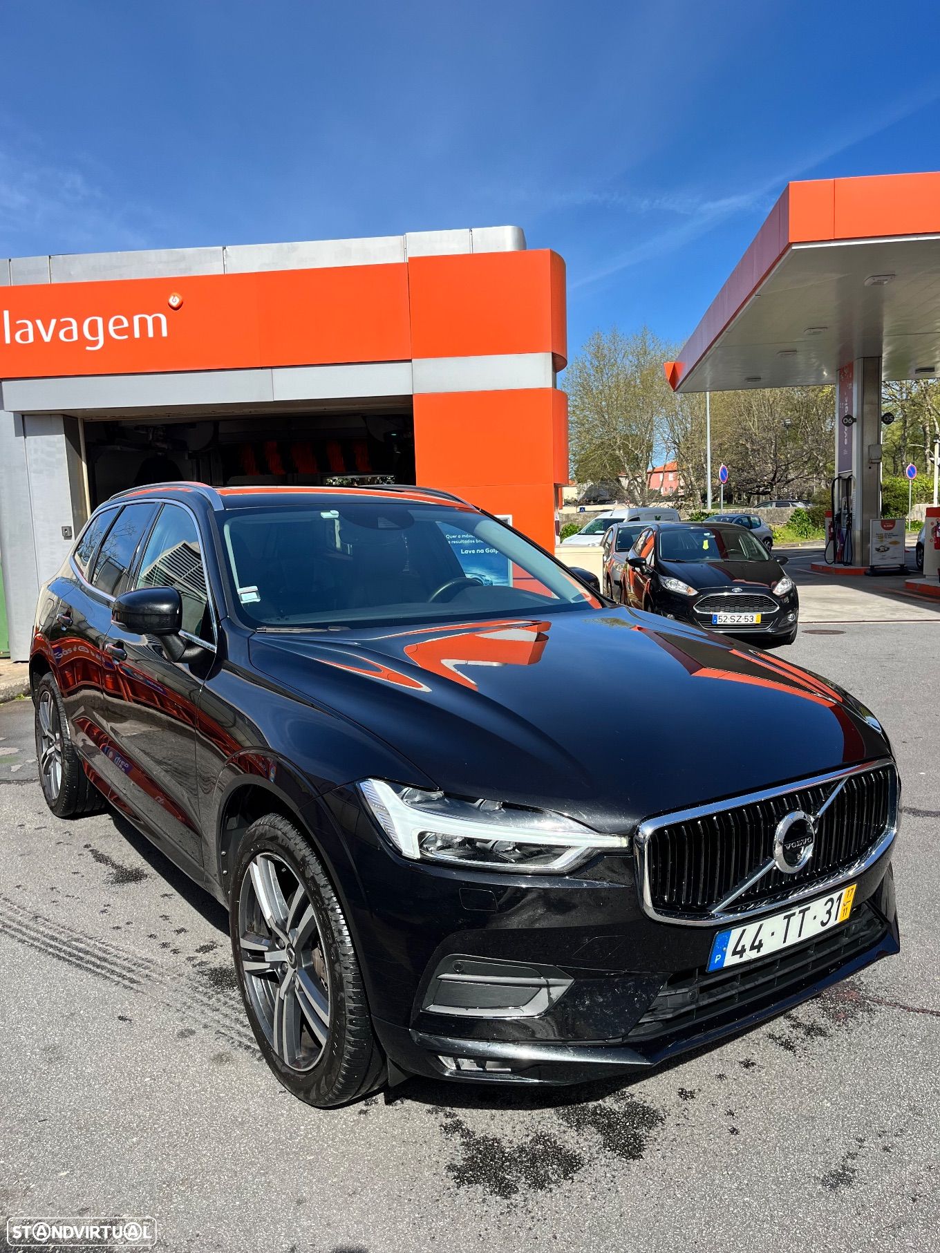 Volvo XC 60 2.0 D4 Momentum AWD Geartronic - 1