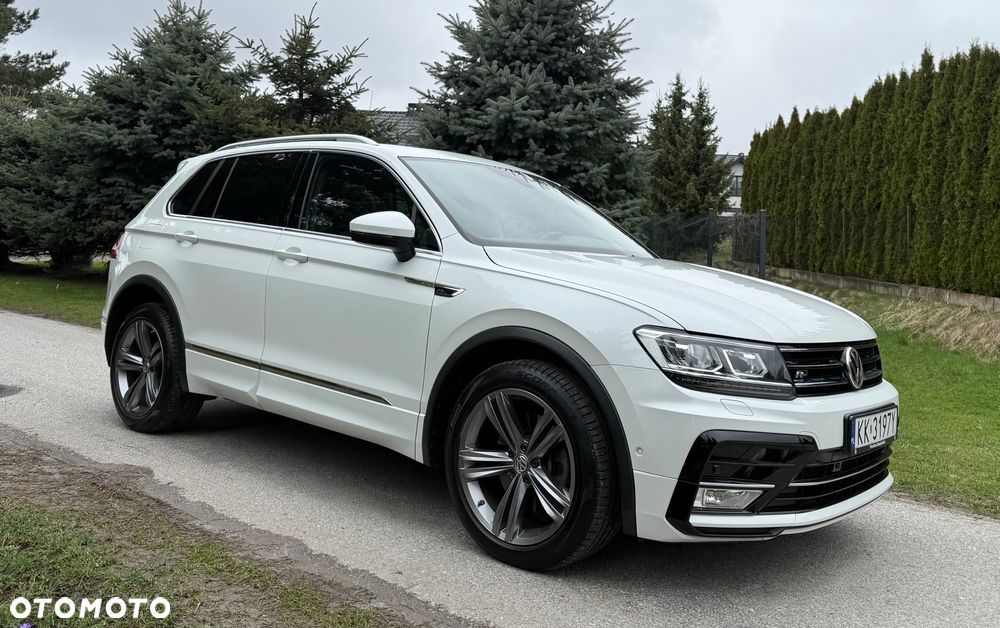 Volkswagen Tiguan - 1