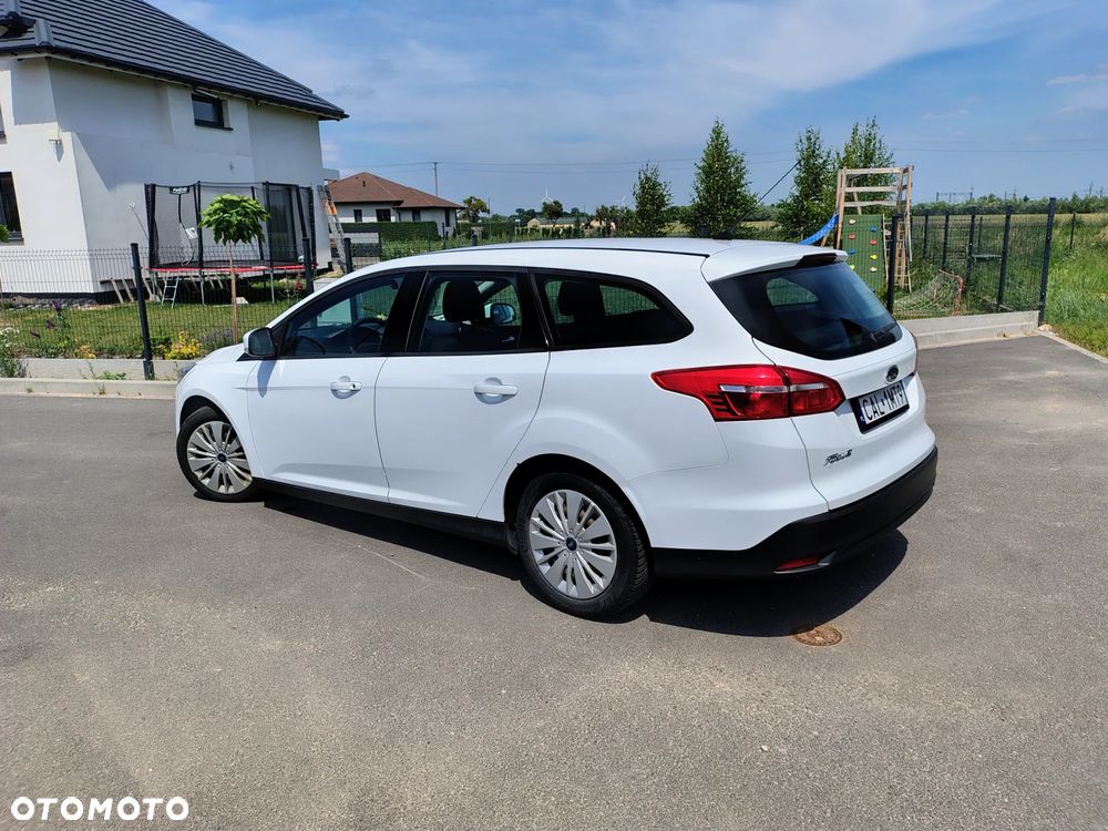 Ford Focus 1.5 TDCi Trend - 5